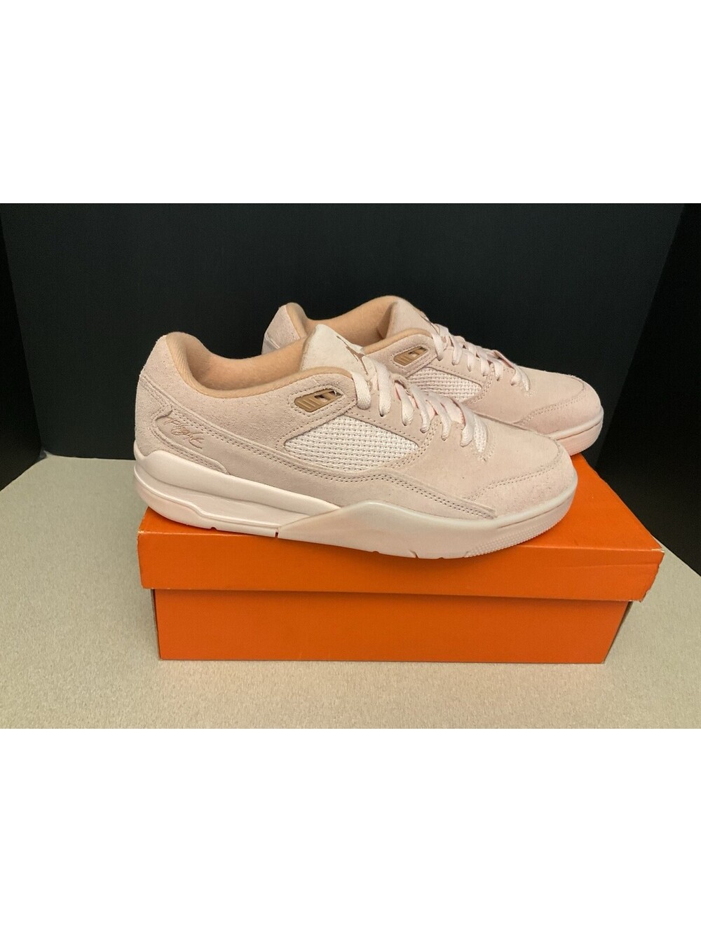 New! Womens Air Jordan Flight Court  Atmosphere/Light Madder Root Shoes. Size 10